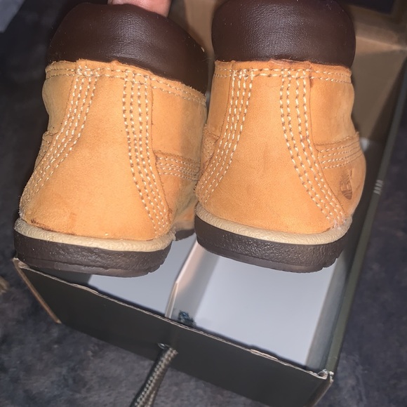 Infant Timberland Boots Size 3 Used but in Great Condition - Picture 4 of 6
